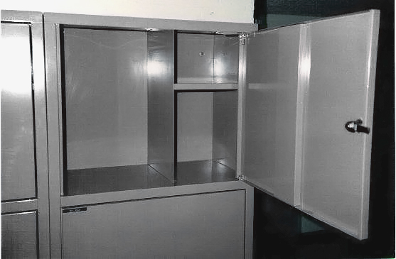 Schränke für die Waschküche – Stahl Design AG